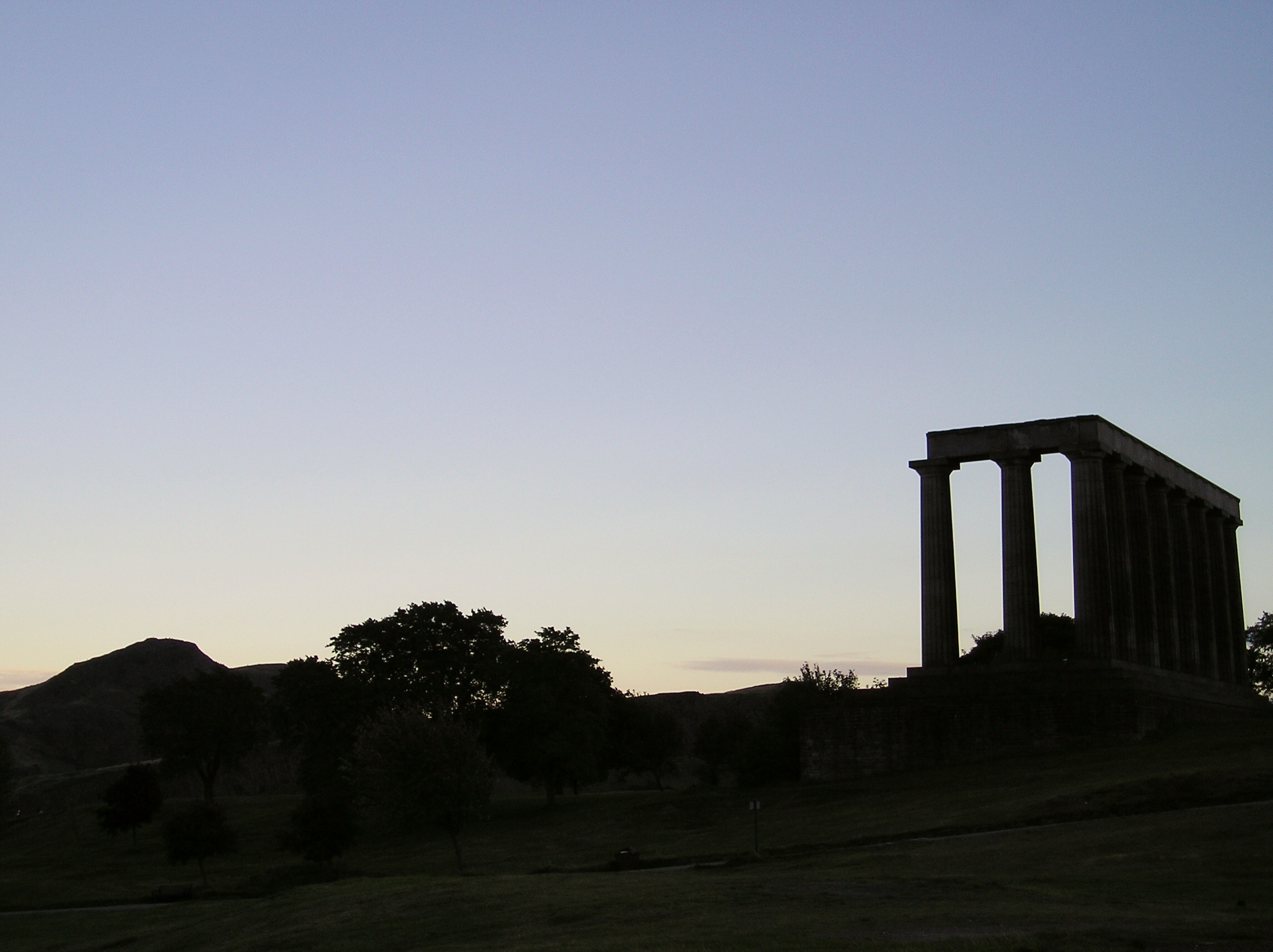 Edinburgh sleeps