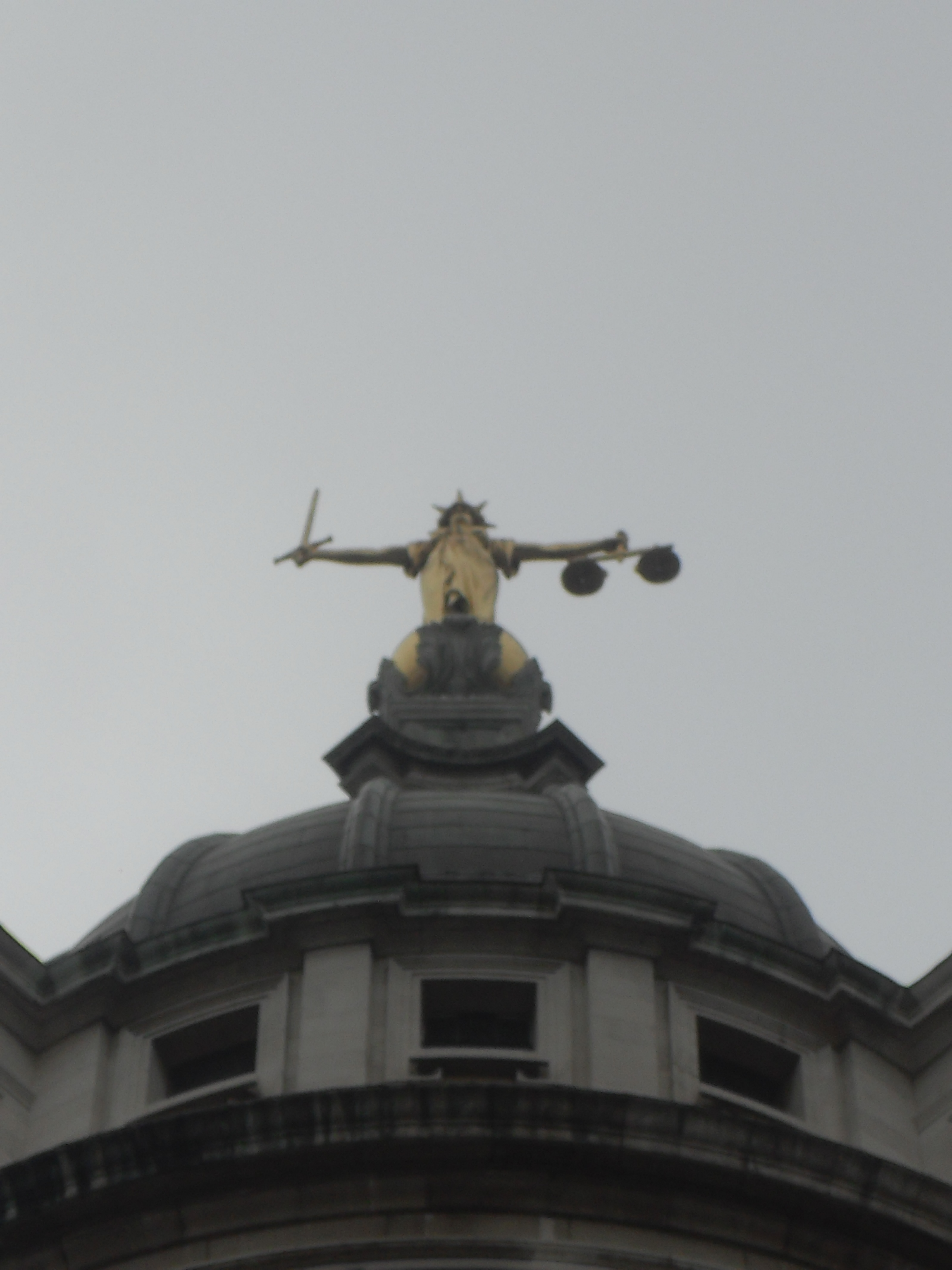 Justitia: Old Bailey