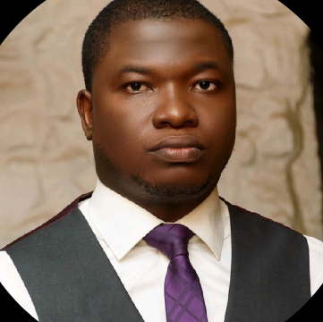 Blessing Akinsehinwa Legal Technologist