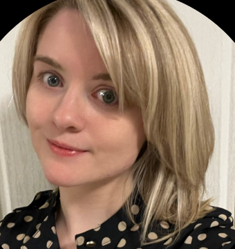 Chloe Kennedy Manager